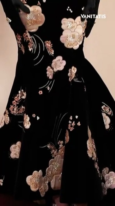 Anne Hathaway comienza la promoción de 'El diablo se viste de Prada' en los Oscars