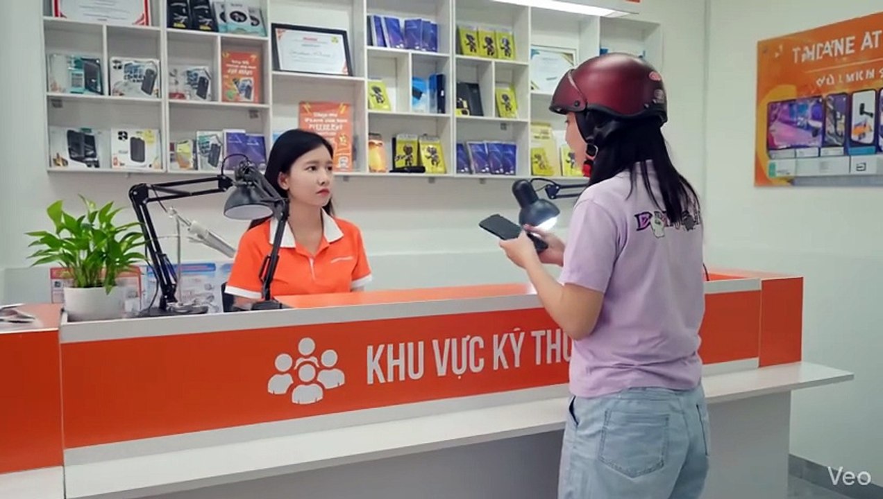[Lột Xác] Quy trình di dời linh kiện siêu nhỏ sang bộ khung sườn CNC mới tại Thanh Trang Mobile.