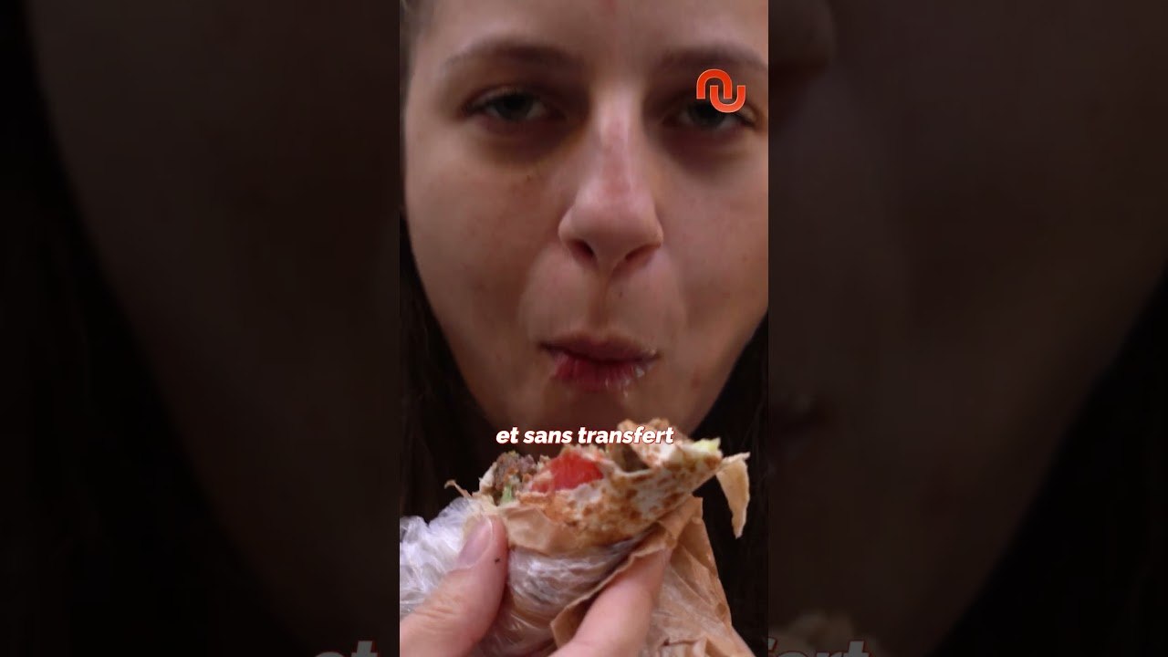 Voici de quand date le tout premier bisou de l'Histoire ! #shorts