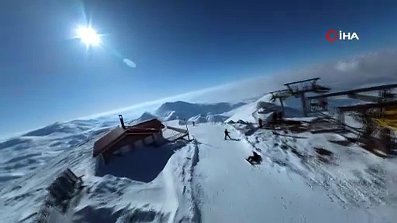 Ejder Tepesi’nde bulutların arasından nefes kesen iniş!