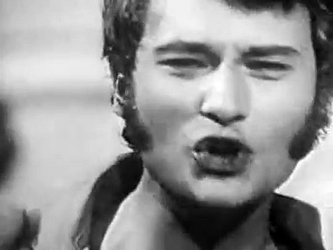 1967 – Johnny Hallyday – Interview avec Sylvie Vartan & La Carmagnole (Présence du Passé, 1ère Chaîne, 27 Juin)