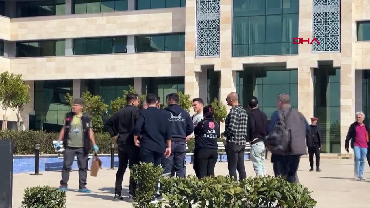 Antalya'da Kepez Kaymakamlığı'nda silah sesleri duyuldu