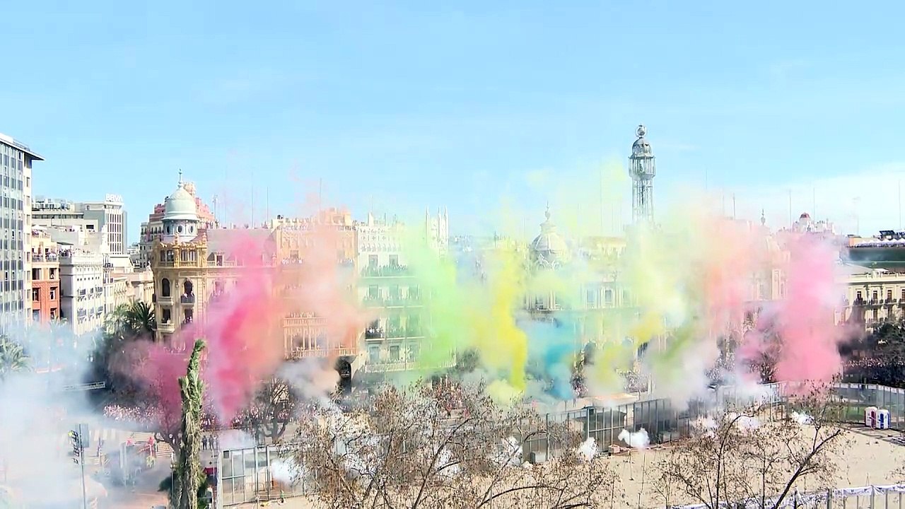 Crean un refugio insonorizado para proteger a los perros con miedo a los petardos en Fallas