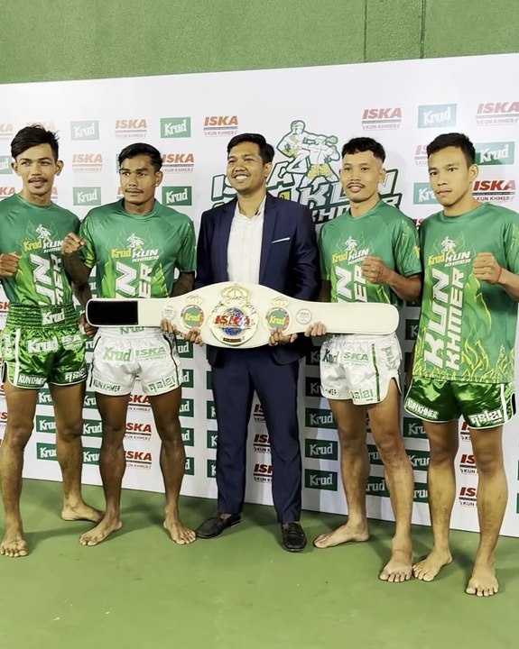 លោក សំណព្វ បើកចំហរជើងមេឃសម្រាប់ កីឡាករដែលខិតខំខ្លាំងតែ មិនមានការផ្ដល់ឱកាស