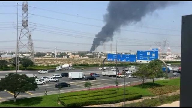 Incendio ad aeroporto Dubai, drone colpisce serbatoio carburante