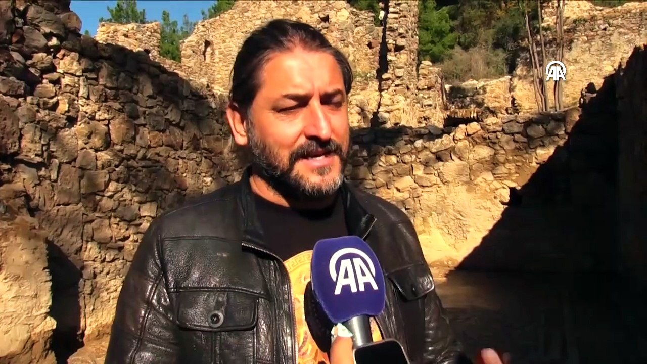 Antik kentte ilginç mesaj! 3 bin yıllık mozaiğin üzerindeki söz şaşırttı