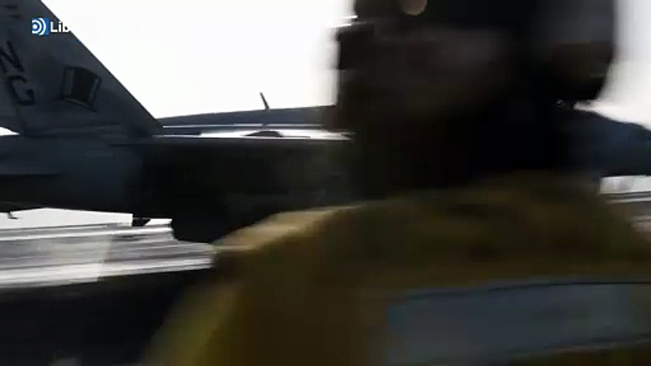 El portaviones USS Abraham Lincoln continúa sus operaciones cerca de Irán