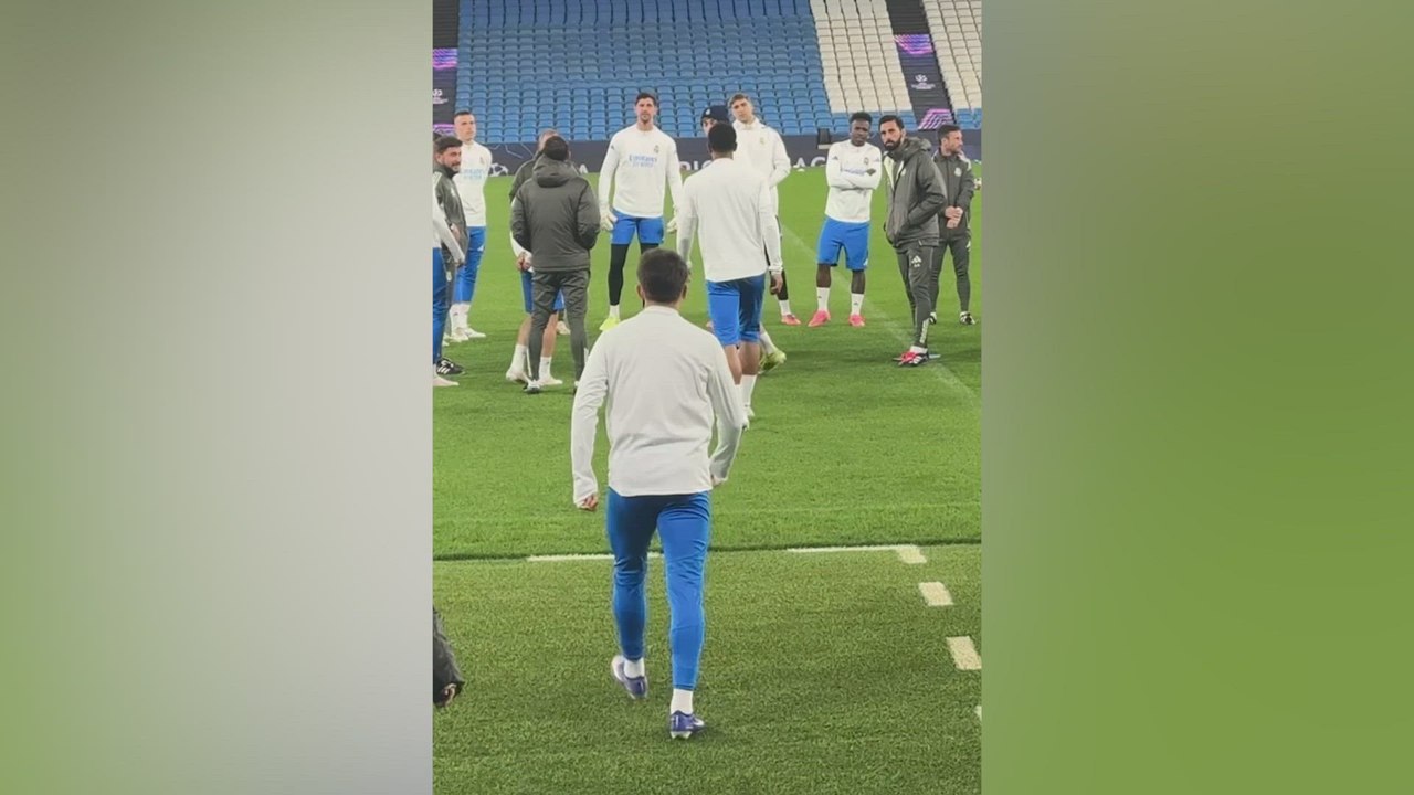 El momentazo entre Arda Güler, Courtois y Arbeloa con Huijsen de espectador: la escena es top