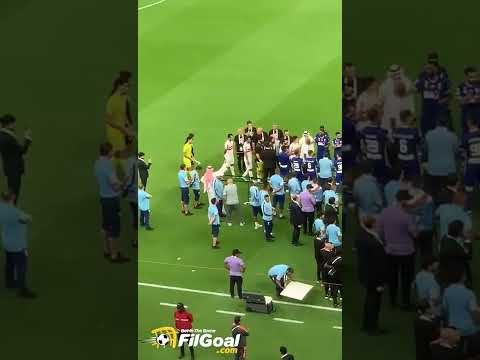 كأس سوبر لوسيل - ممر شرفي للاعبي الزمالك لحظة استلام الميداليات.. وتصفيق حار من الجماهير