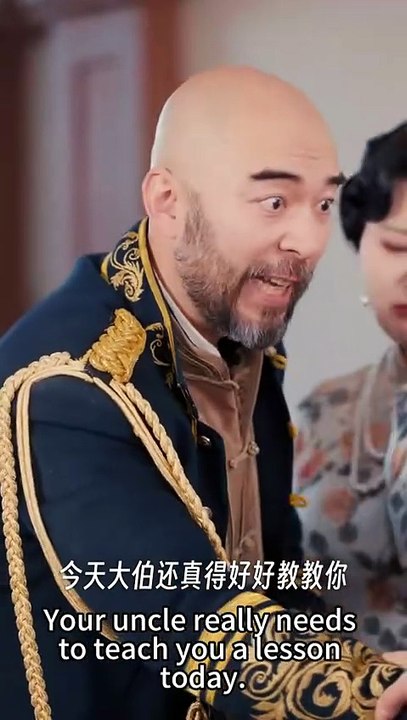 On the day she ran away from marriage, she unexpectedly fell in love with the most powerful man in the city, and reunited with him 5 years later#短剧