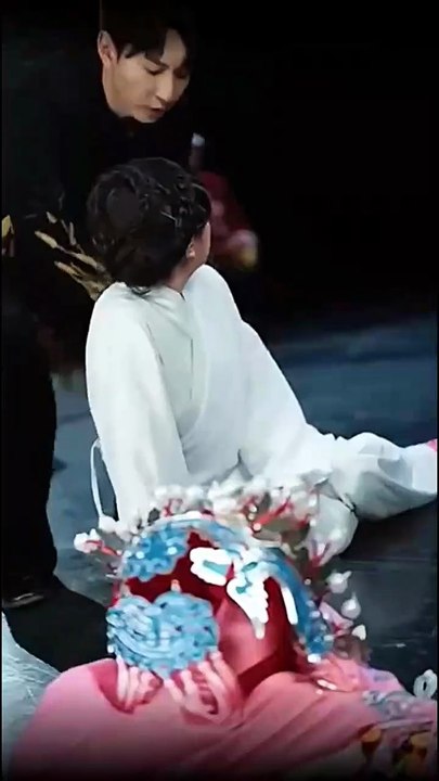 The Stage Where Love Died Full Chinese Drama EngSub