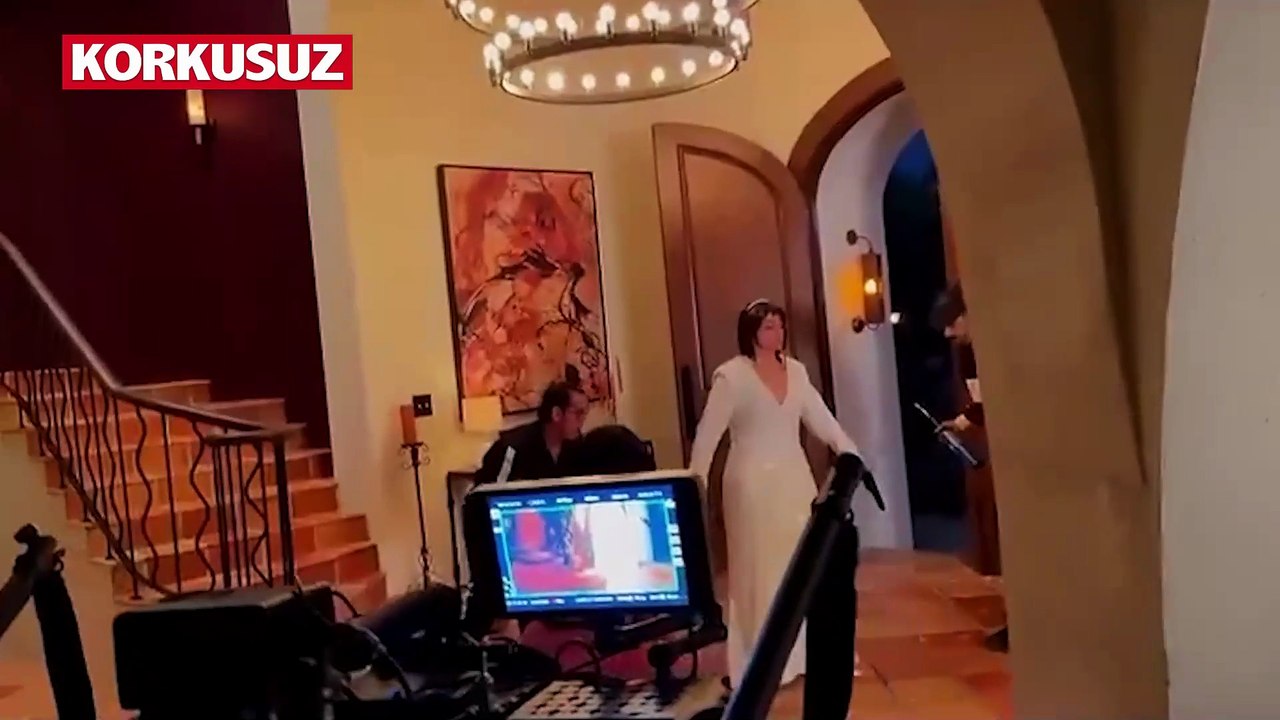 Katy Perry klip çekiminde alevler içinde kaldı