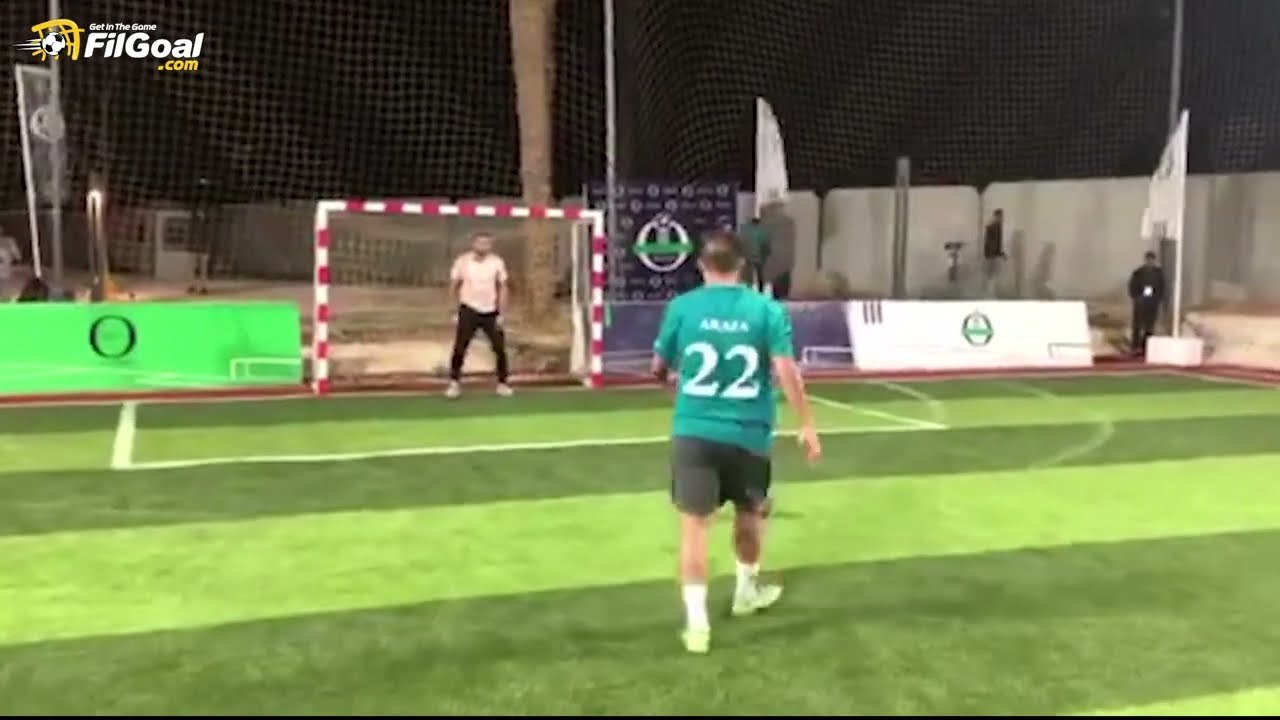 كريم هنداوي يتحدى لاعبي المباراة النهائية لبطولة O West.. تصدى لكام تسديدة؟