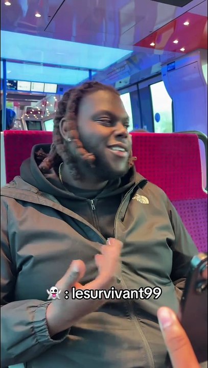 POV : Quand ton pote timide rencontre la fille de ses rêves (et elle t'a en vu)