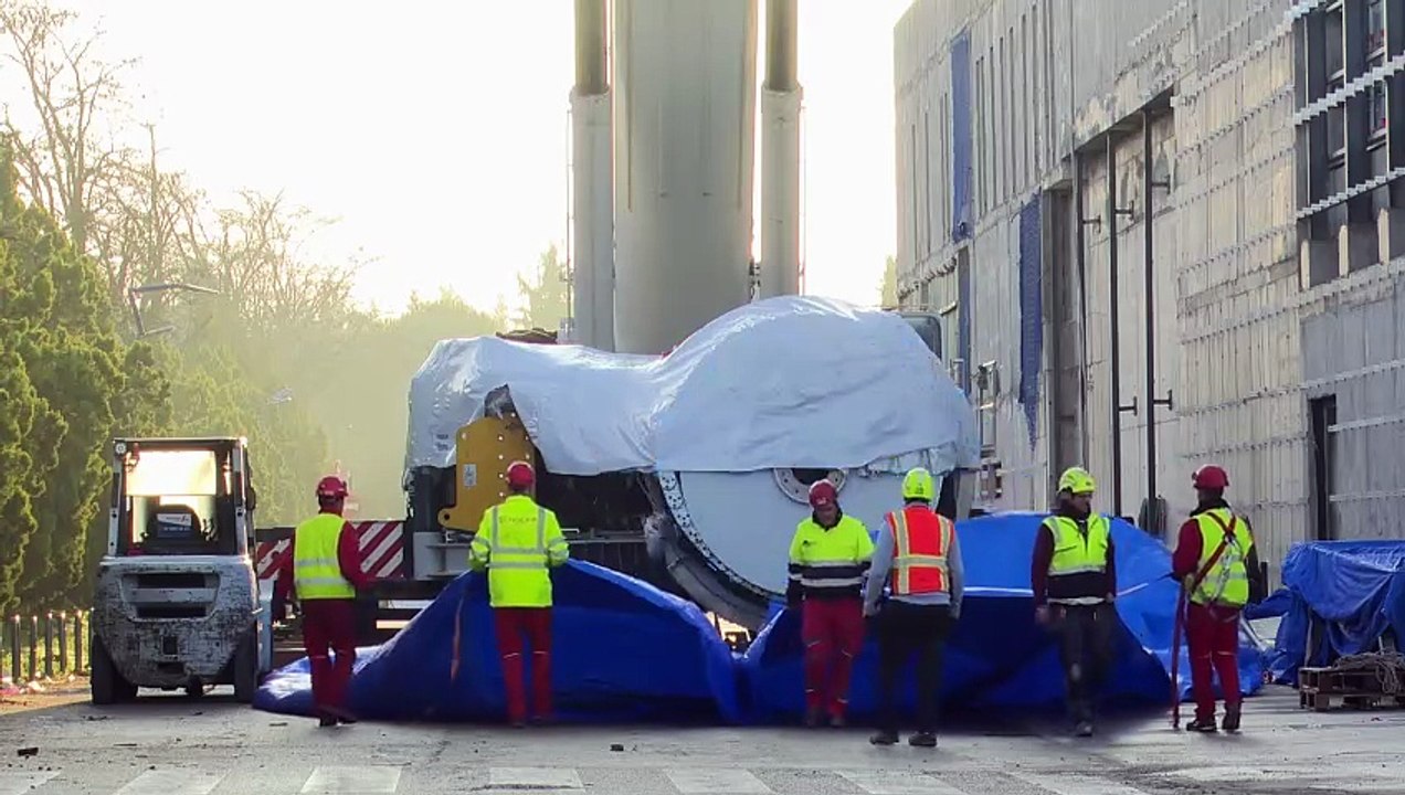 Ayuso presenta la protonterapia en Fuenlabrada, el avance que mejora el tratamiento del cáncer