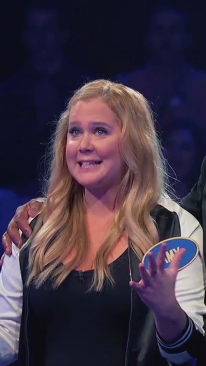 Amy Schumer Impresses Steve Harvey in Fast Money on Celebrity Family Feud