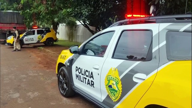 Com a traqueia quebrada, cachorro é vítima de maus tratos em Cascavel