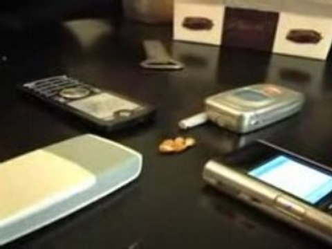 Pop Corn avec des téléphones portables