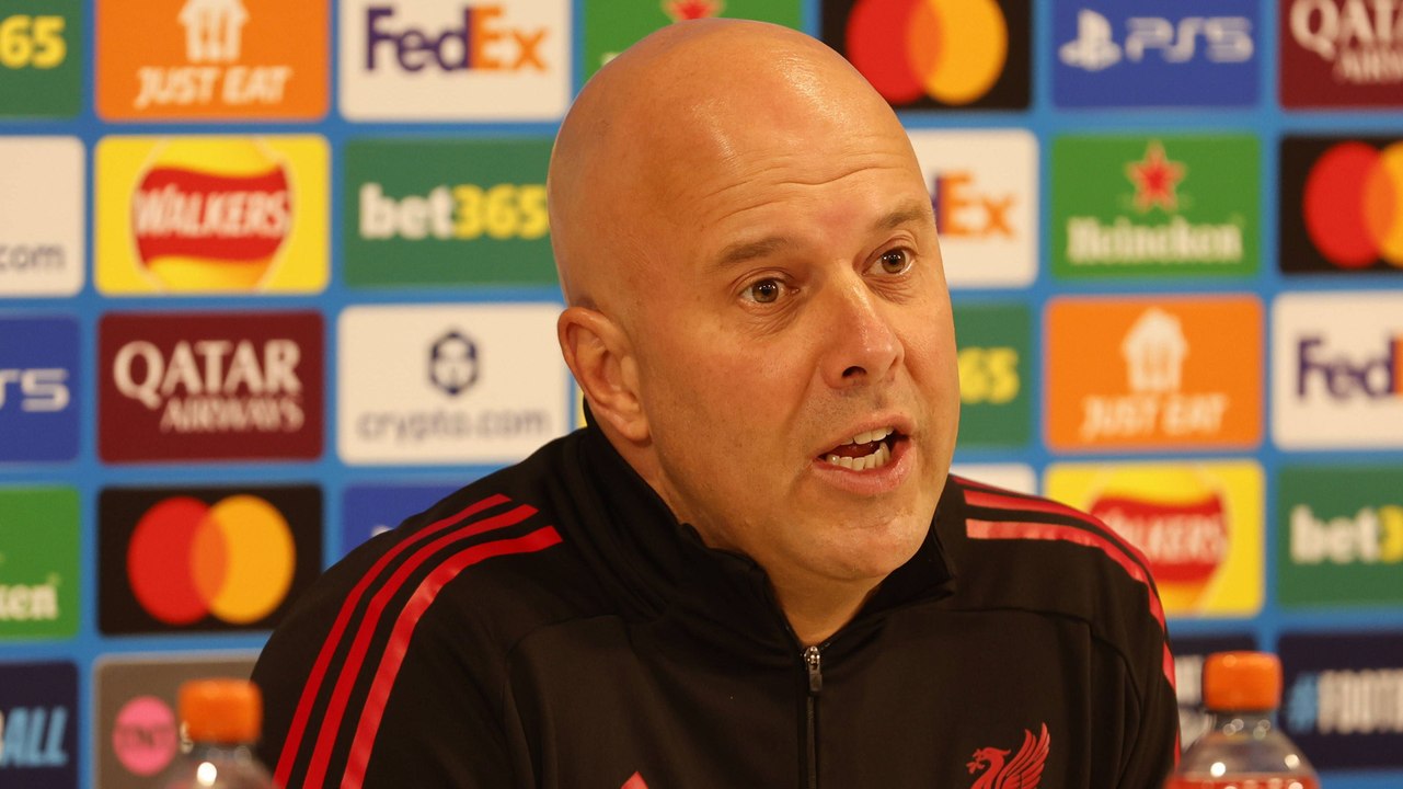 Liverpool ein Haufen Einzelspieler? Slot kontert Carragher-Kritik