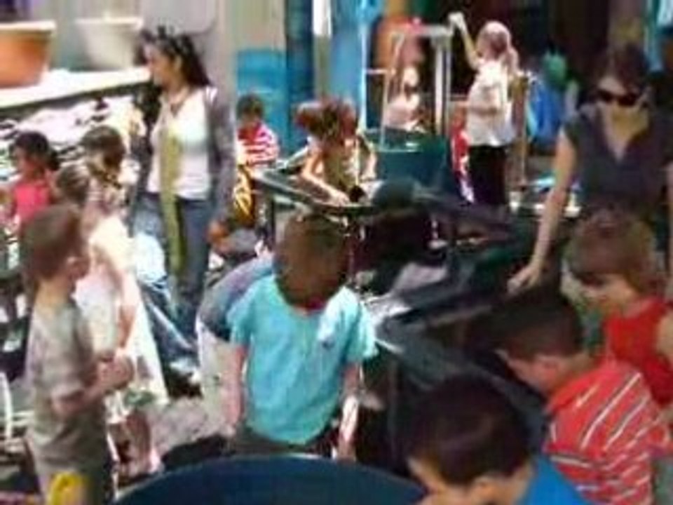 080603-CMOM-092