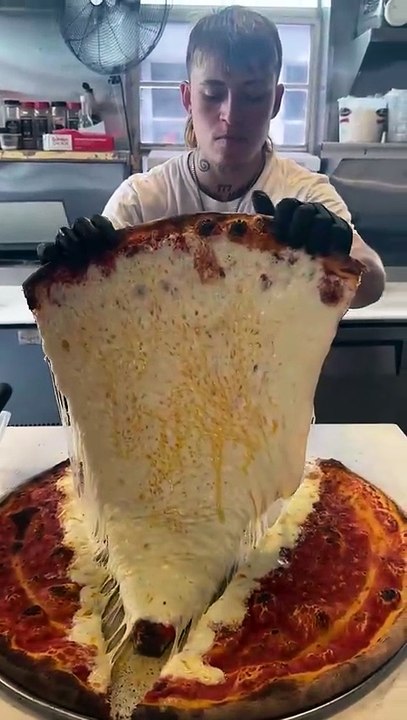24 inch cheese slice 😳