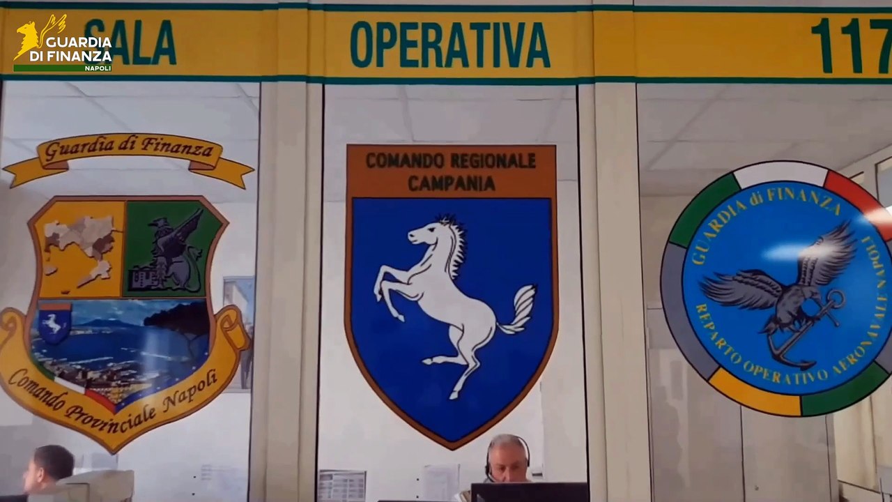 Il video del blitz contro la contraffazione di banconote in euro a Torre Annunziata
