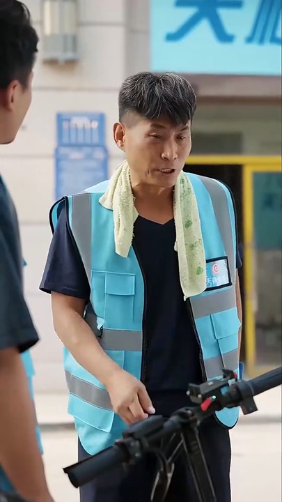 Tycoon In Disguise The Deliveryman Above Them All (Dubbed) Chinese Drama - English Sub