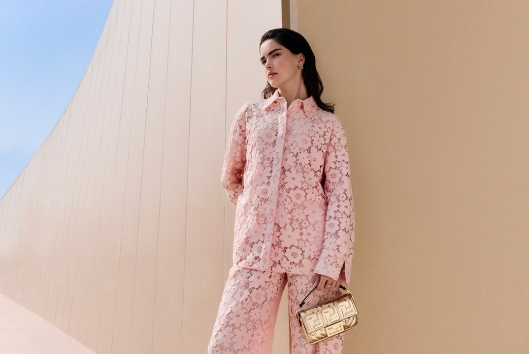 لاحتفالات العيد. وجوابنا هو أن هذه المجموعة تُعتبر  FENDI