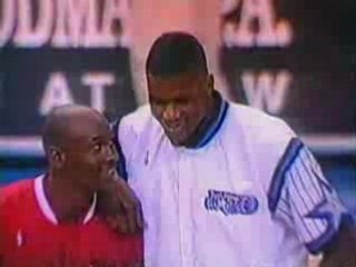 MICHAEL JORDAN BLOCKS SHAQ IN THEIR FIRST MEETING