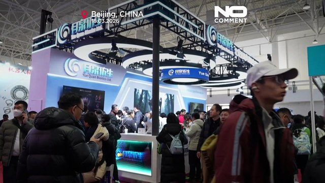 China: Messe in Peking zeigt KI-Roboter für das Gesundheitswesen