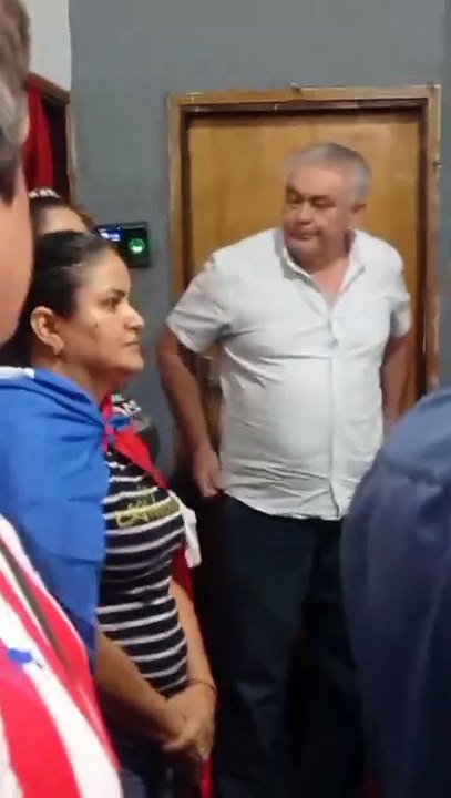 Protesta de permisionarios del Mercado de San Lorenzo