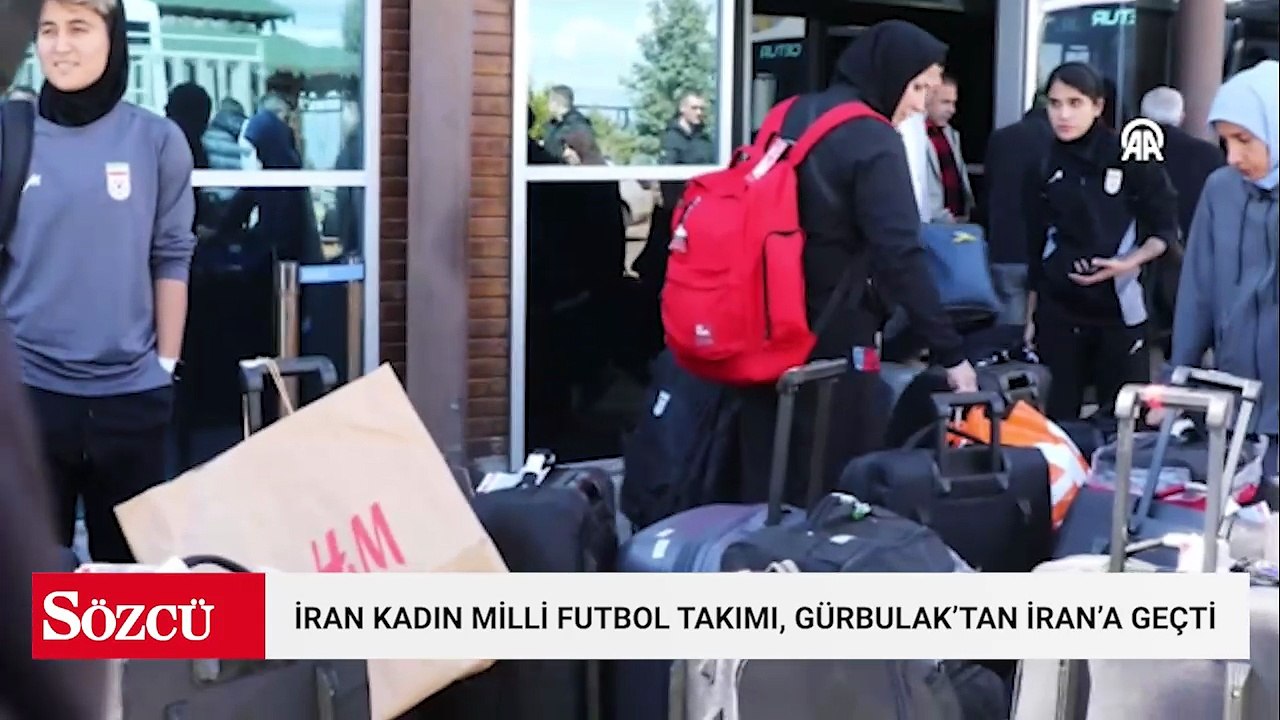 İran Kadın Milli Futbol Takımı kafilesi Gürbulak Gümrük Kapısı'ndan ülkelerine geçiyor