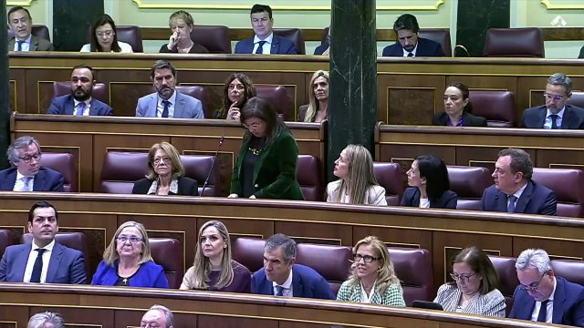 Una feroz Ana Vázquez devora al reprobado Marlaska tirándole a la cara las fiestas socialistas con cocaína