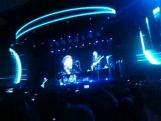The Police/3 juin/ Walking on the moon