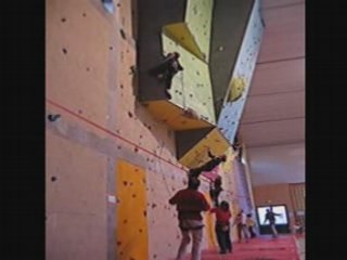 loic en compétition escalade