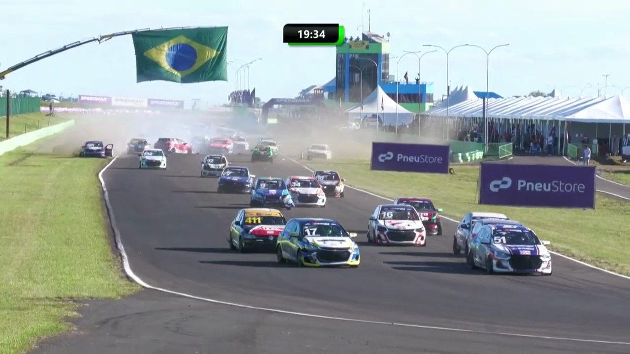 Marcas Brasil Racing 2026 Santa Cruz Race 1 Restart Huge Pile Up