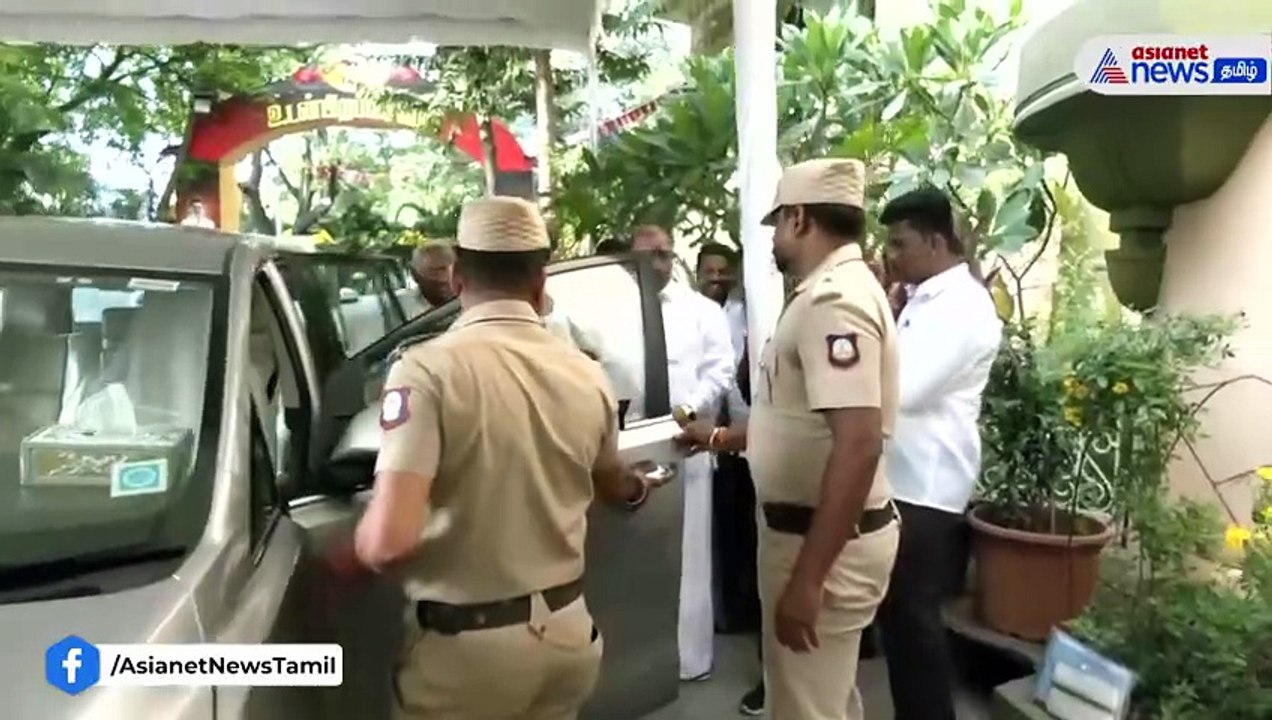 அண்ணா அறிவாலயத்தில் ஓ.பி.எஸ்! உற்சாகமாக வரவேற்ற திமுக தொண்டர்கள்.!