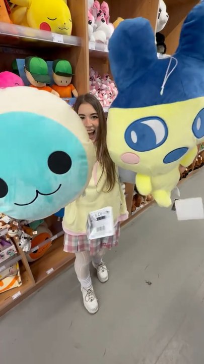 Du Hello Kitty, des peluches, du kawaii, des produits dérivés mangas et animés ?? 😍✨*collaboration commerciale#lagrandécré #foliejapon #mangascultes #kawaiivsmanga