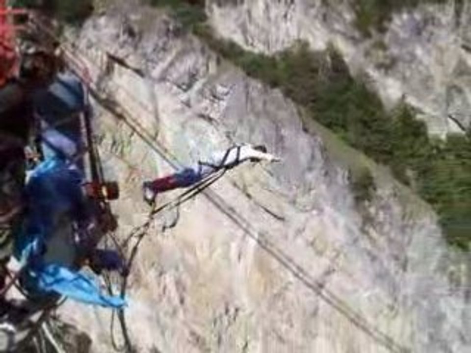 2008-05-25 - Bungee Yannick Niouc