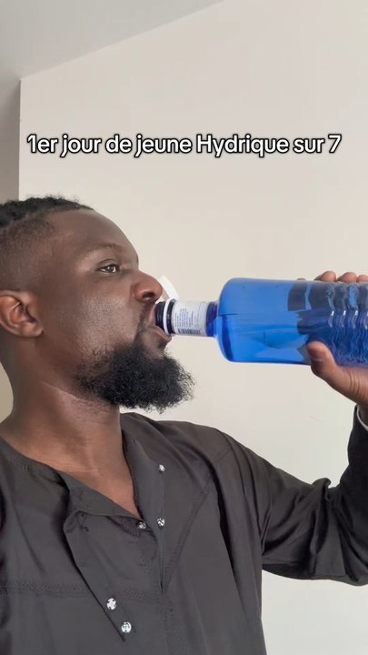 1er jour de jeûne hydrique sur 7 en 2026. Je vais boire que de l’eau pendant 1 semaine #jeûnehydrique
