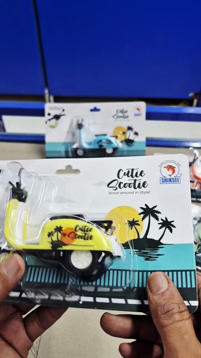 Shinsei Cutie Scootie Toy Scooter Unboxing & Review | Pull Back Action Toy