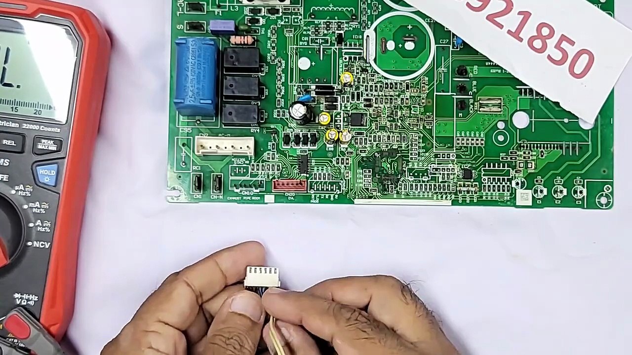 Dc inverter ac pcb sensor  E1 E2 F4 F6 F3 F2 14 F5 F25 F7 P7 error Dc inverter ac pcb training class