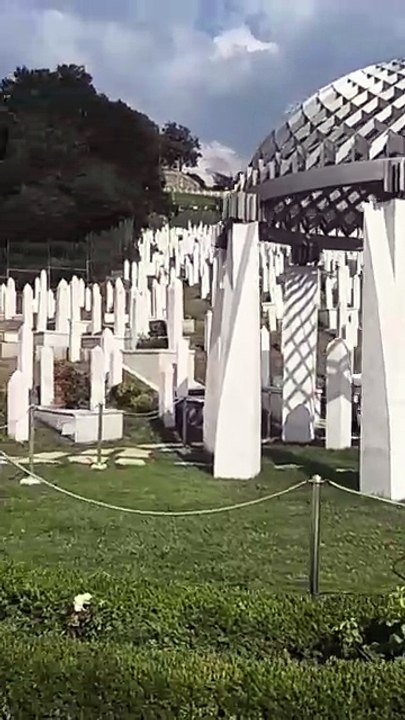 Aliya İzzet Begovic Şehitliği, Saraybosna