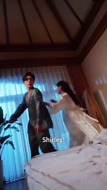 After rebirth, ex-wife’s personality changed drastically, CEO fell in love with her again!