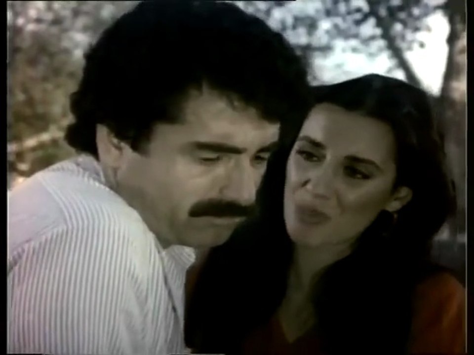 1980 Ayrılık Kolay Değil PERİHAN SAVAŞ  İBRAHİM TATLISES Eski Türk Filmi Tek Parça