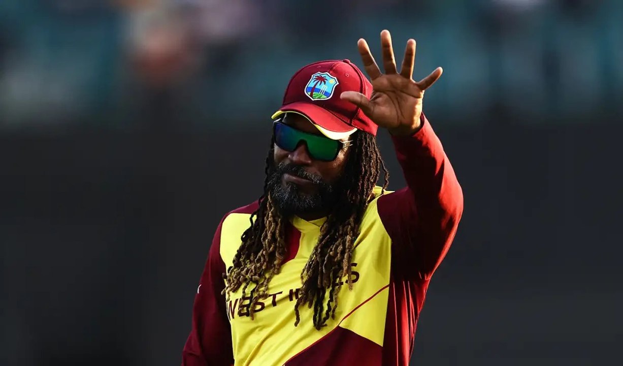 Chris Gayle के नाम दर्ज हैं IPL इतिहास के ये तीन Unbreakable Record
