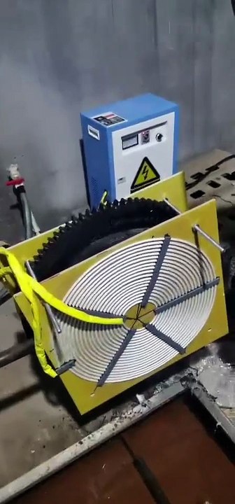 Plastic PelIf you need a plastic granulator, please contact me.如果您需要塑料造粒机请联系我 letizing Recycling Plant #plastic #recycling #granulation #machine塑料造粒回收厂