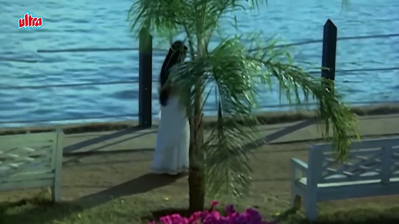 Lata Mangeshkar  Mera Naina Sawan Bhadon phir bhi mera maan paisa starcast Rajesh Khanna   Hema Malini  movie Mehbooba