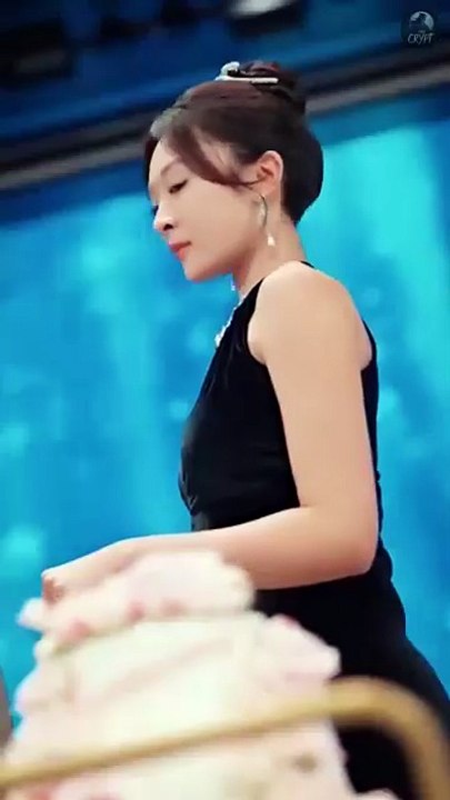 Divorced she get pursued - Full Sub English