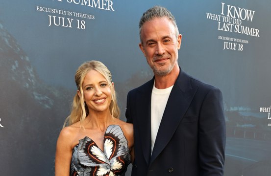 Sarah Michelle Gellar didn't hesitate about throwing gatecrashers out of Freddie Prinze Jr.'s birthday party